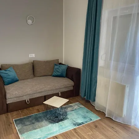Castanea Apartment